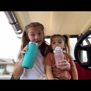 Meet your Posher, Ela